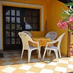 Stimmungsvolle Mit Grossem Garten By Interhome 잘라카로쉬