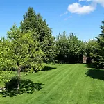 Stimmungsvolle Mit Grossem Garten By Interhome