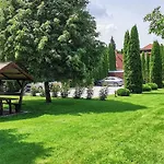 아파트 Stimmungsvolle Mit Grossem Garten By Interhome *