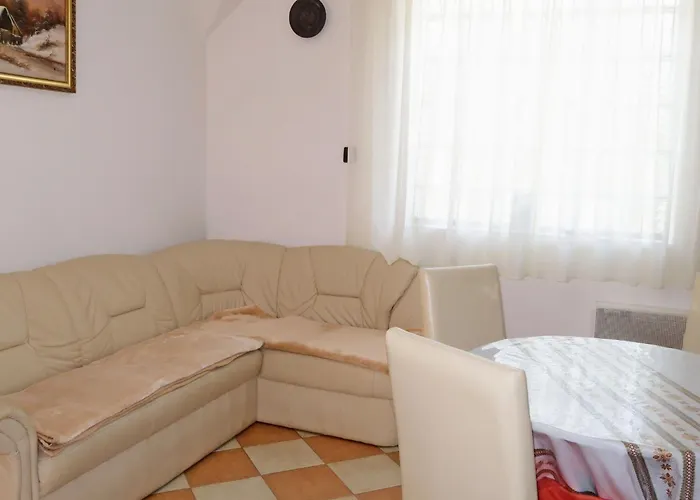 Stimmungsvolle Mit Grossem Garten By Interhome Διαμέρισμα Zalakaros